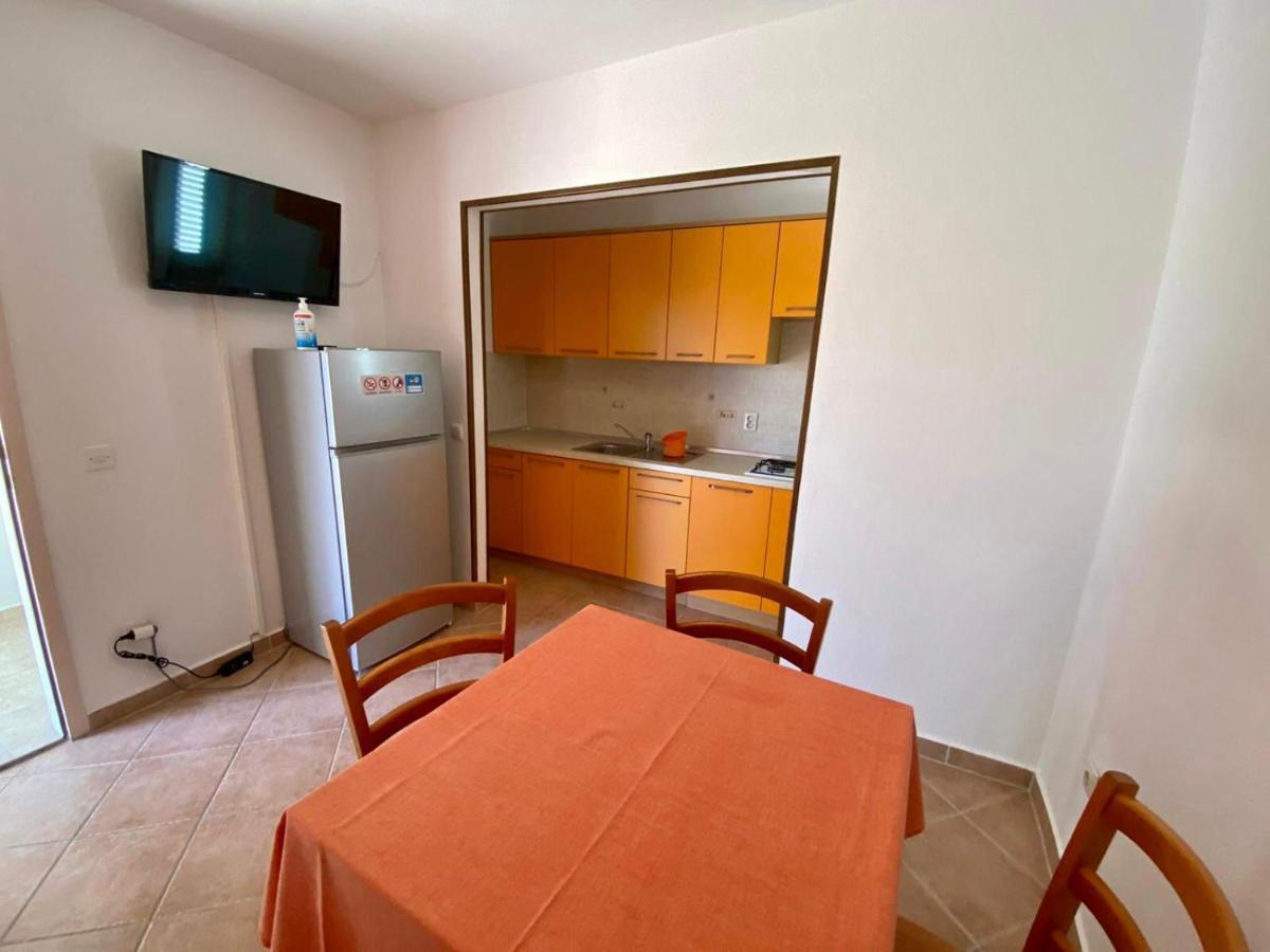 Apartments King - City Center Новаля Екстериор снимка